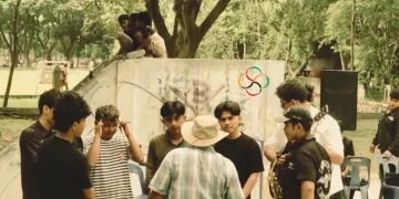 Bunyi Sederhana, Kerja yang Tidak Sederhana