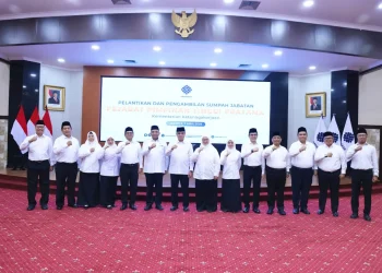Yassierli Lantik 12 Pejabat Kemnaker, Perkuat Layanan untuk 155 Juta Angkatan Kerja di Era Digital