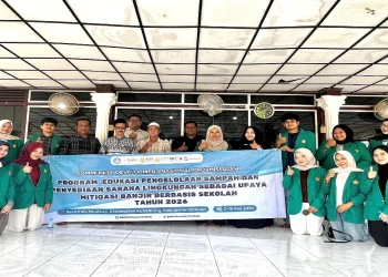 Mahasiswa USK Jalankan Program Pengelolaan Sampah untuk Mitigasi Banjir di Bireuen