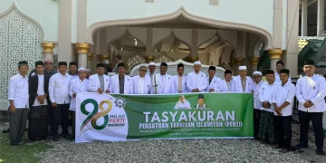 Tasyakuran Milad ke-98, PERTI Abdya Ziarahi Makam Para Ulama