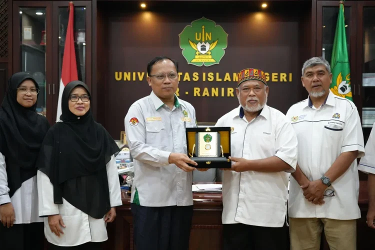 UIN Ar-Raniry Terima Kunjungan KMJ Malaysia, Perkuat Jejaring Akademik Internasional