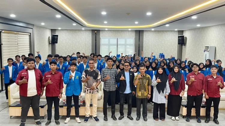 Seminar dan Raker HMPS KPI UIN Ar-Raniry Hadirkan Wakil Ketua Komisi V DPRK Aceh Besar