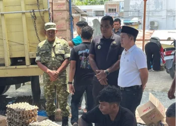 Ketua Komisi II DPRA Pantau Pasar Murah di Tangse, Dorong Penambahan Kuota Subsidi