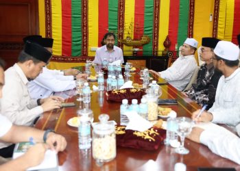 Mualem Terima Pimpinan MPU Aceh, Bahas MTQ Nasional 2028 hingga Tambang Ilegal