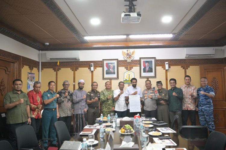 Gubernur Mualem Ungkap 6 Masalah Krusial di Aceh, dari Tambang Ilegal hingga LGBT