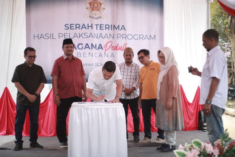 KAGAMA Serahkan 26 Huntara untuk Korban Bencana di Pedalaman Aceh Tamiang