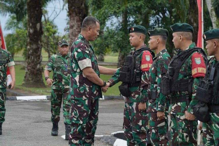 Prajurit Yonif 115/Macan Leuser Aceh Selatan Jalani Pemeriksaan Kesiapan Tugas di Perbatasan RI-PNG
