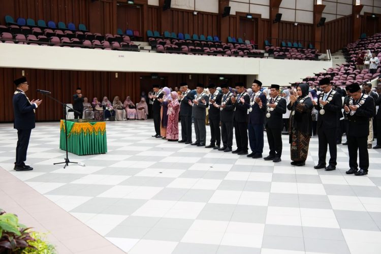 Rektor USK Lantik 12 Dekan dan Direktur Pascasarjana, Ini Daftar Lengkapnya