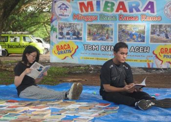 mibara ruman aceh di lapangan blang padang