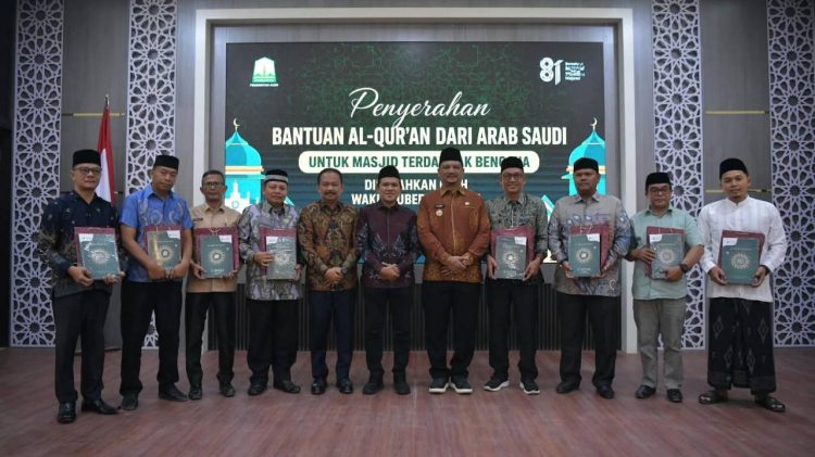 50.000 Al-Qur’an dari Arab Saudi Disalurkan untuk Masyarakat Aceh Pascabencana