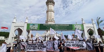 9 Bulan Bencana Aceh-Sumatra, Koalisi Sipil Kibarkan Bendera Putih dan Desak Status Nasional