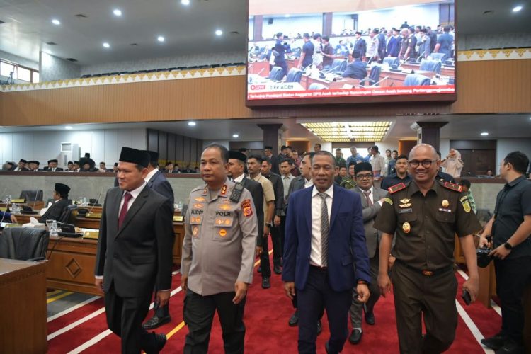 Dek Fadh Jawab Catatan Banggar DPRA soal Pertanggungjawaban APBA 2025