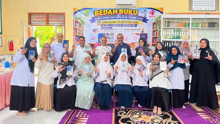 MTsN 2 Banda Aceh Luncurkan Tujuh Buku Karya Siswa dan Guru, Cetak Generasi Penulis Sejak Dini