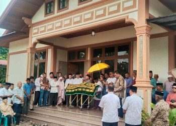 Prof Warul Walidin Meninggal Dunia, UIN Ar-Raniry Kehilangan Guru Bangsa dan Rektor Senior