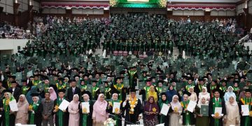 USK Wisuda 3.028 Lulusan, Rektor Ingatkan Ijazah Saja Tak Cukup Hadapi Dunia Kerja
