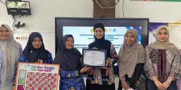 Anak SD di Banda Aceh Belajar Kenali Jejak Digital lewat Permainan Ular Tangga