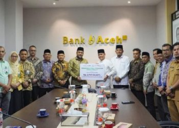 Bank Aceh Syariah Serahkan Zakat Rp2,74 Miliar ke BMA
