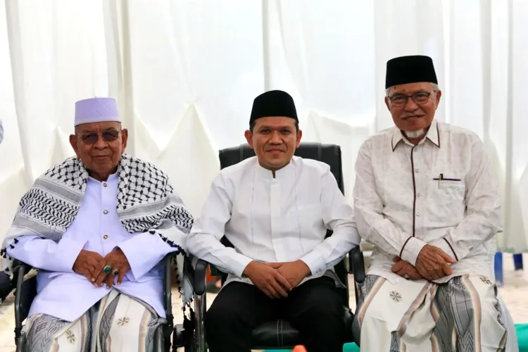 Wagub Aceh Hadiri Haul Ummi Arongan, Perkuat Silaturahmi dengan Ulama dan Dayah