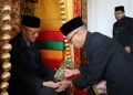 Wali Nanggroe Aceh Kembali dari Pengobatan di Malaysia, Disambut Peusijuek di Meuligoe