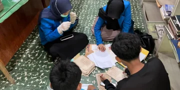 50 Mahasiswa BSA UIN Ar-Raniry Praktik Filologi, Telaah Manuskrip Kuno di Museum Ali Hasjmy