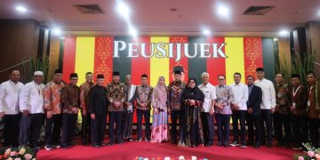 Dek Fadh Hadiri Peusijuek 3 Putra Aceh yang Mengemban Amanah di Tingkat Nasional