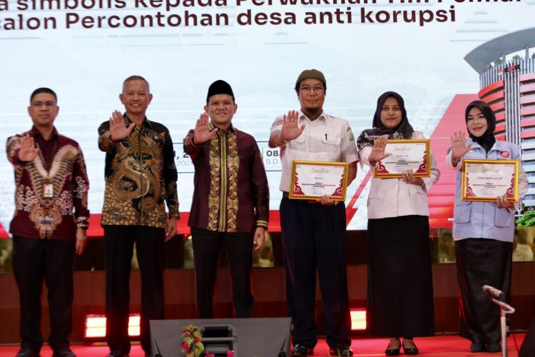 KPK Anugerahkan Penghargaan kepada 15 Desa Antikorupsi di Aceh, Ini Daftarnya