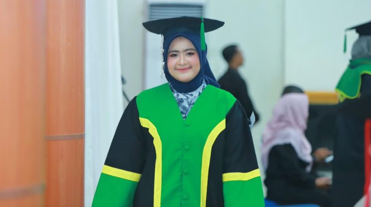 Kisah Cut Sitti Kamila, Lulus dari 2 Kampus dengan IPK 3,80 dan 3,78