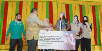 Luna Maya Bantu Renovasi 4 Ruang Kelas MIN 4 Aceh Besar