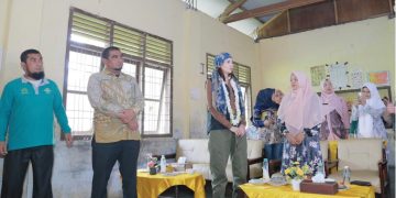 Luna Maya Kunjungi MIN 4 Aceh Besar, Beri Pesan untuk Siswa dan Guru