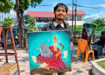 Mahasiswa UIA Juara 1 Lomba Melukis HUT ke-27 Bireuen