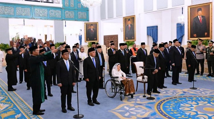 Prabowo Lantik Syahganda Nainggolan Jadi Kepala Bakom, Rocky Gerung Masuk Wantimpres