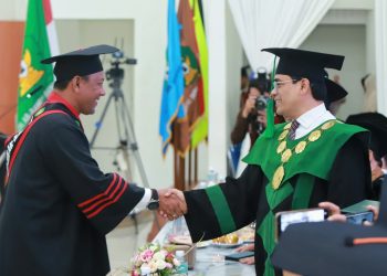 UIN Ar-Raniry Wisuda 1.618 Lulusan, 11 di Antaranya Mahasiswa Asal Malaysia
